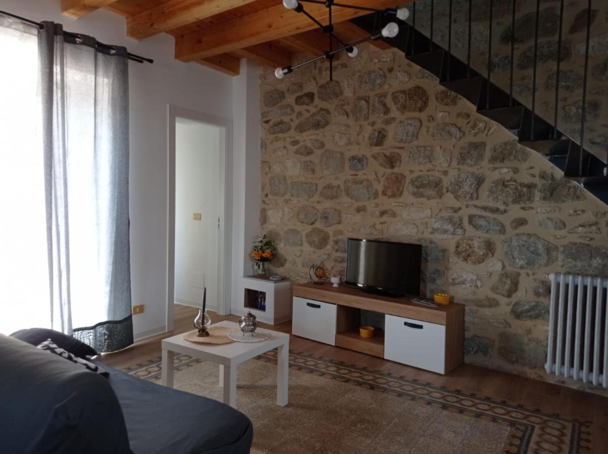 Casa Vacanze Borgo Gulini Da Anna بيتراليا سوبرانا المظهر الخارجي الصورة