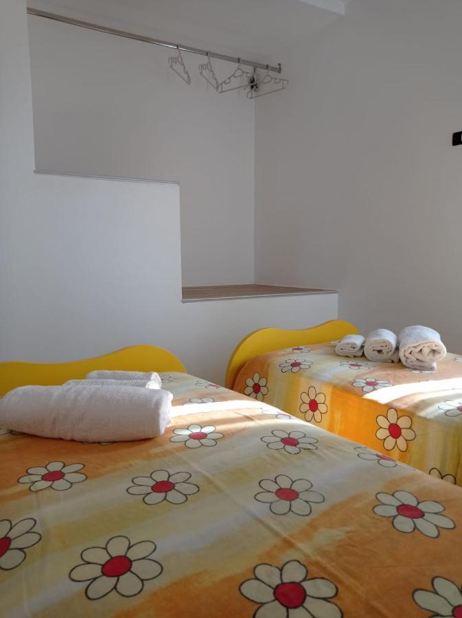 Casa Vacanze Borgo Gulini Da Anna بيتراليا سوبرانا المظهر الخارجي الصورة